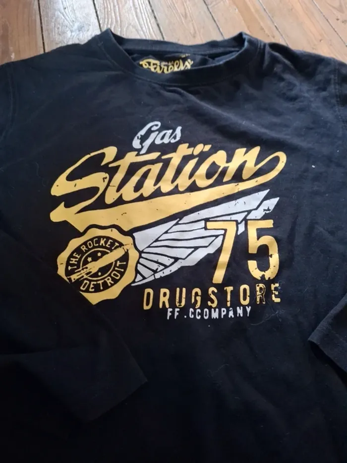 Tshirt taille 10 ans - photo numéro 2