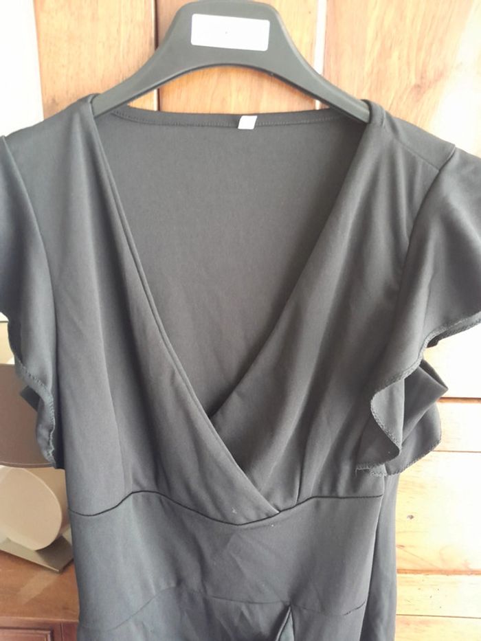 Robe noire sans manche - photo numéro 3