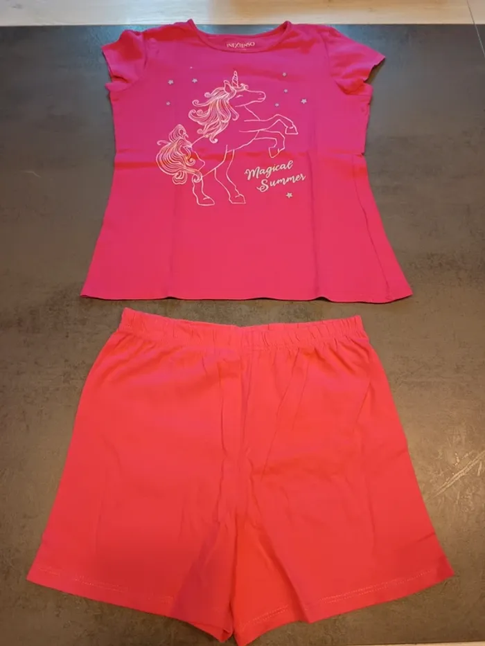 Vends pyjamas short 2 pièces été in extenso taille 10 ans