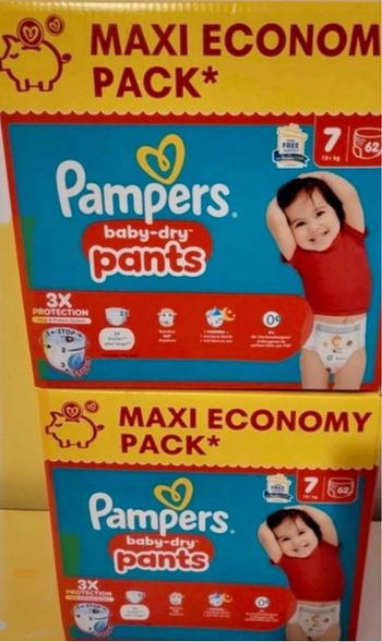 Couche Pampers taille 7 pants 