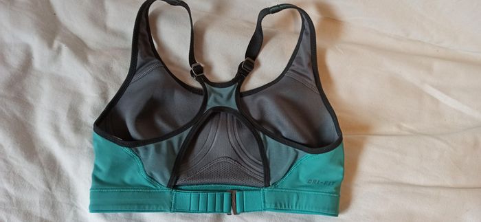 soutien gorge sport nike - photo numéro 2