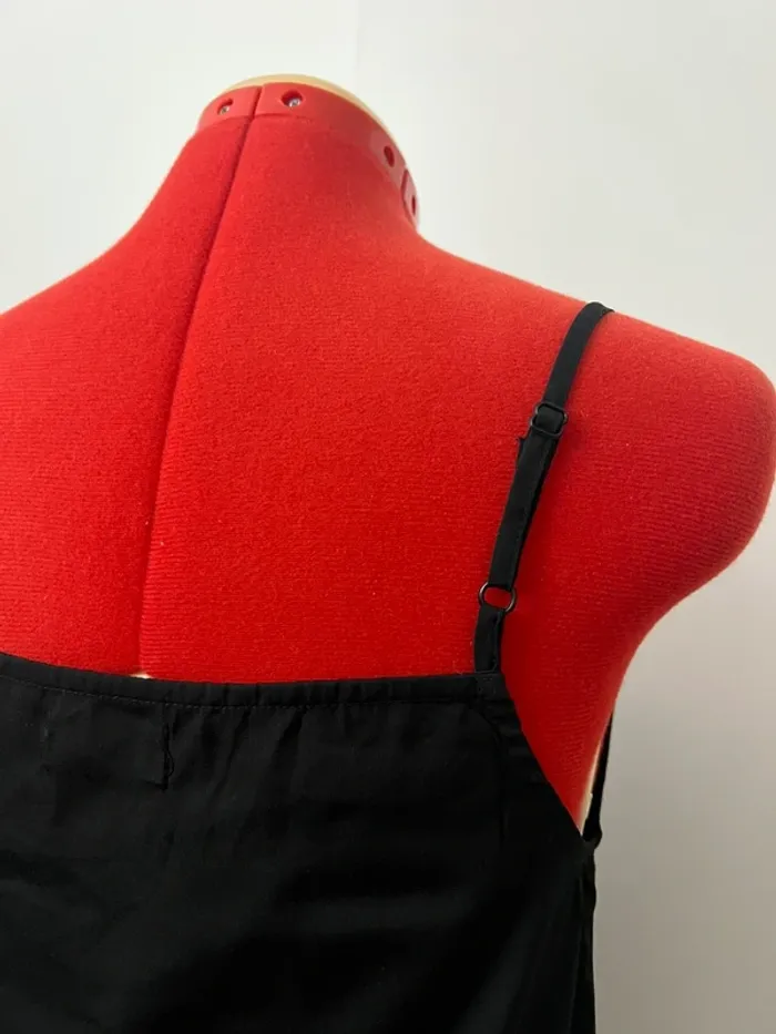 Top fluide noir détail fermeture argentée Mim - photo numéro 5
