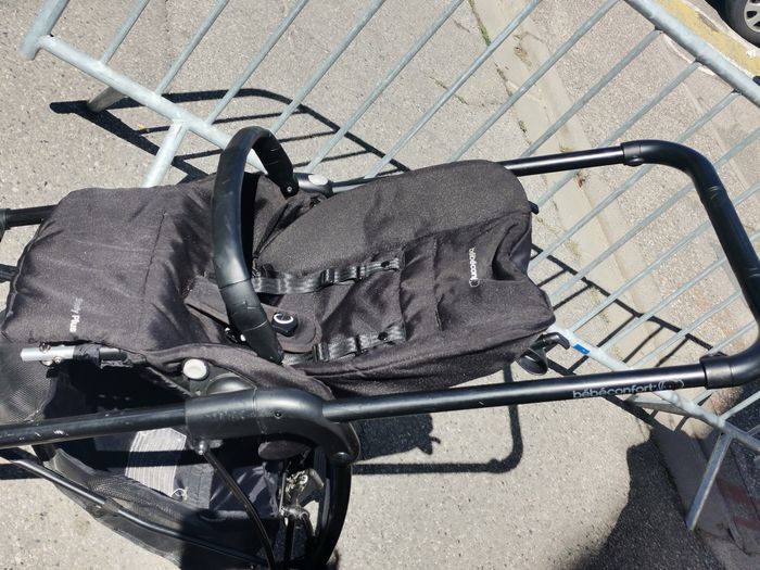 Poussette - photo numéro 3