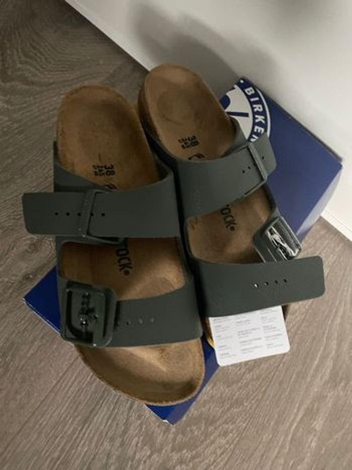 Chaussures sandales de la marque Birkenstock pointure 38 modèle Arizona kids - photo numéro 8
