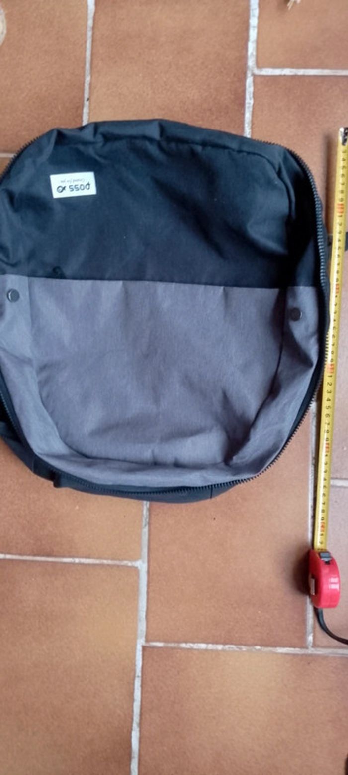 Sac à dos Poss NEUF - photo numéro 3