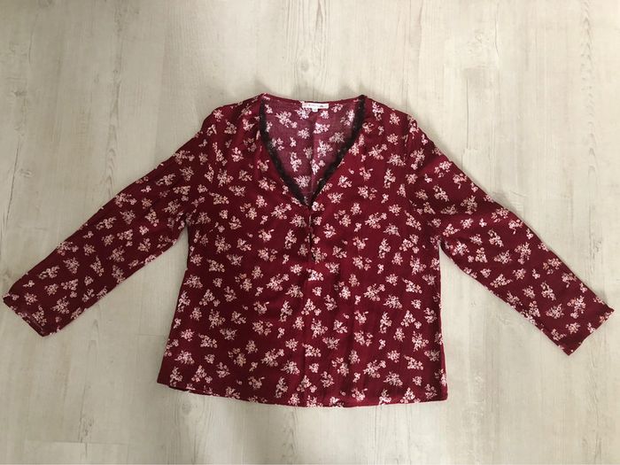 AN102- Blouse bordeaux fleurie/dentelle T 44 - photo numéro 3