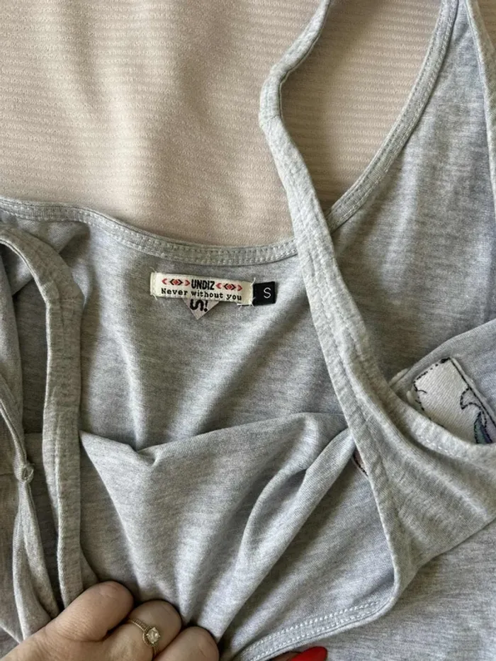 Combien short gris Undiz taille s - photo numéro 3