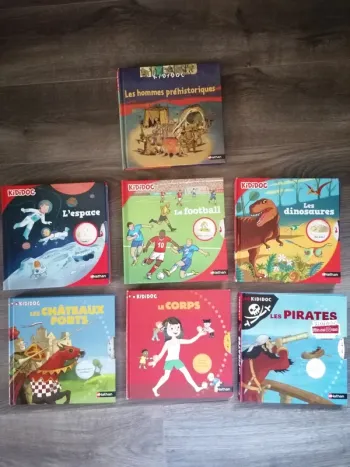 Lot de 7 livres kididoc