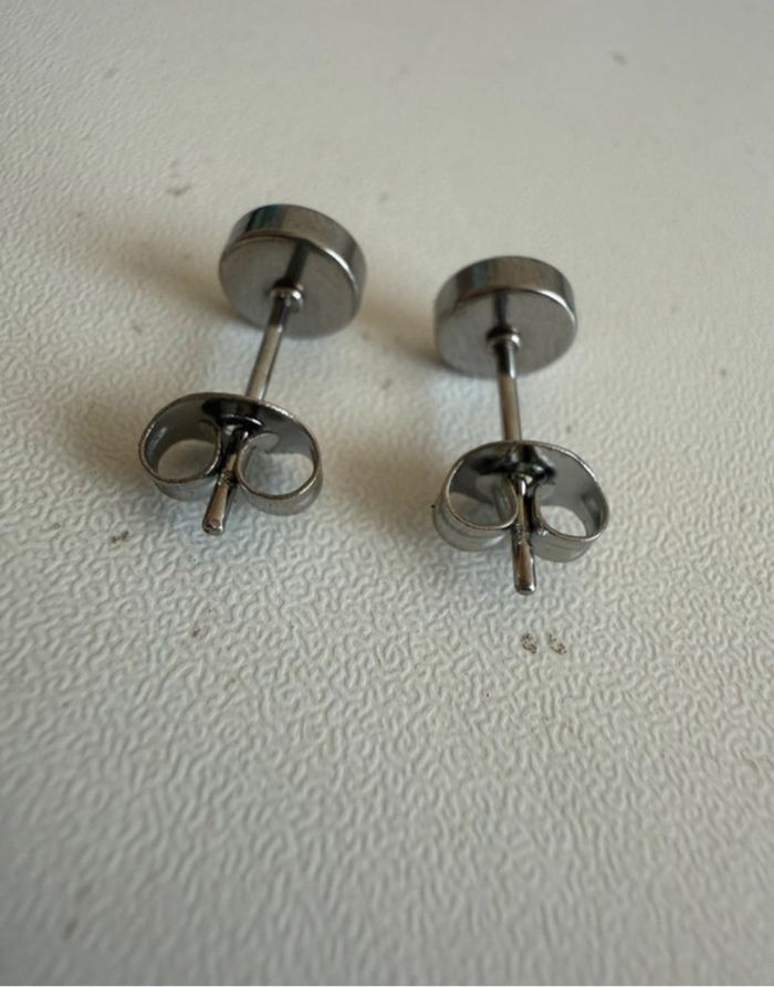 Boucles d’oreilles homme acier inoxydable argent argenté ronde simple - photo numéro 7