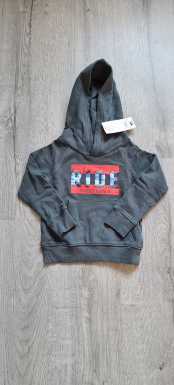 Sweat à capuche TAO 2 ans