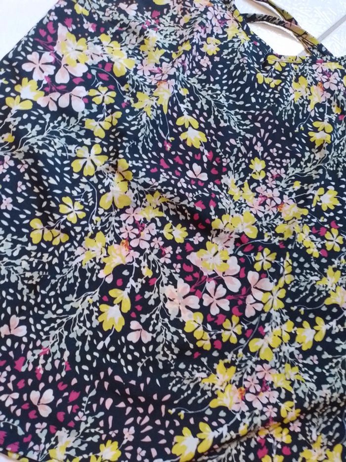 Débardeur à bretelles femme bleu motif fleurs - photo numéro 13