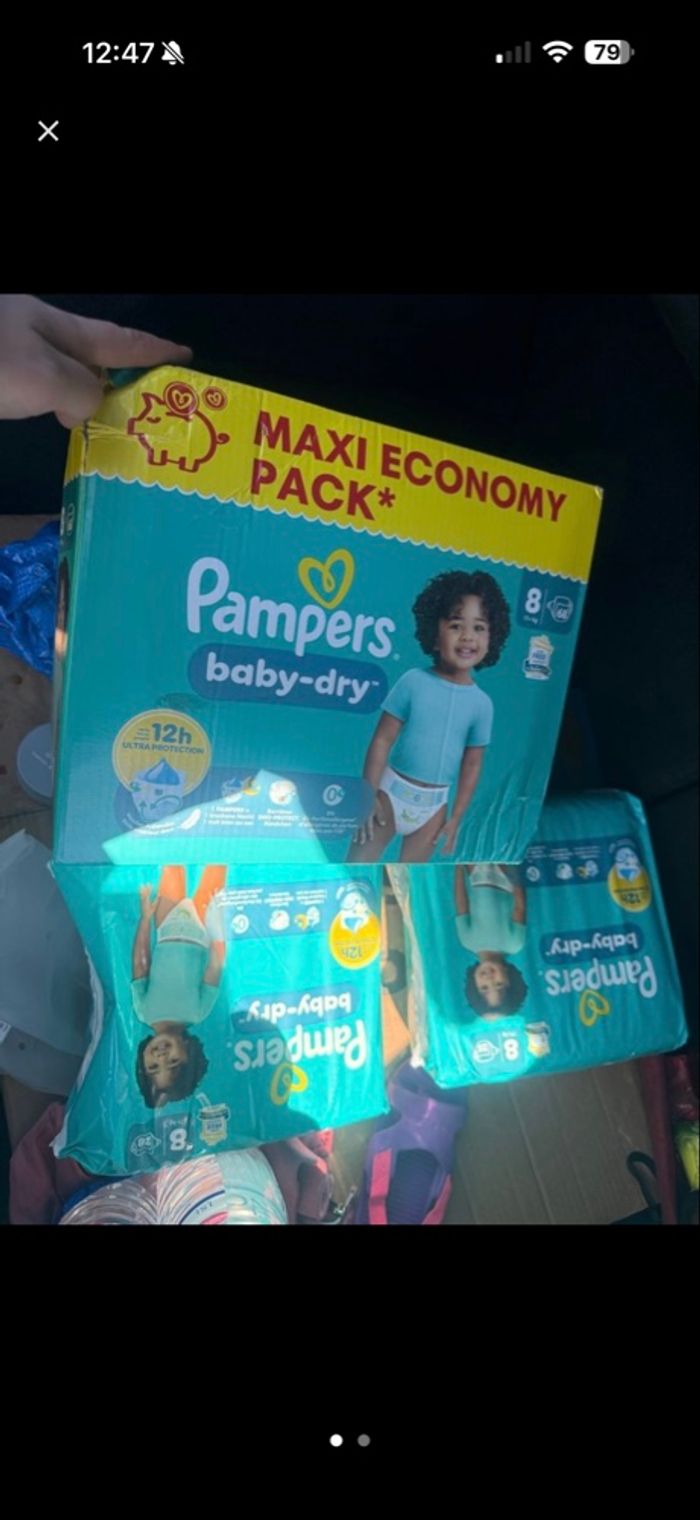 Lot pampers taille 8