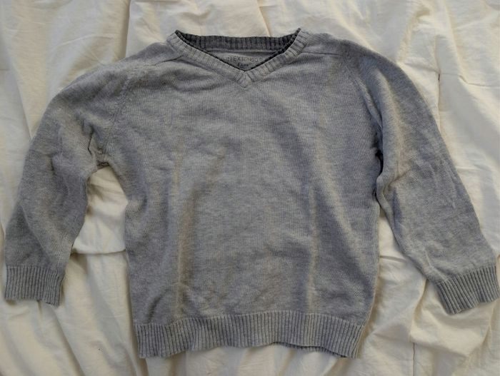 Pull gris