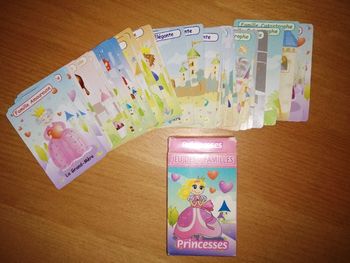 Jeu de 7 familles Princesses