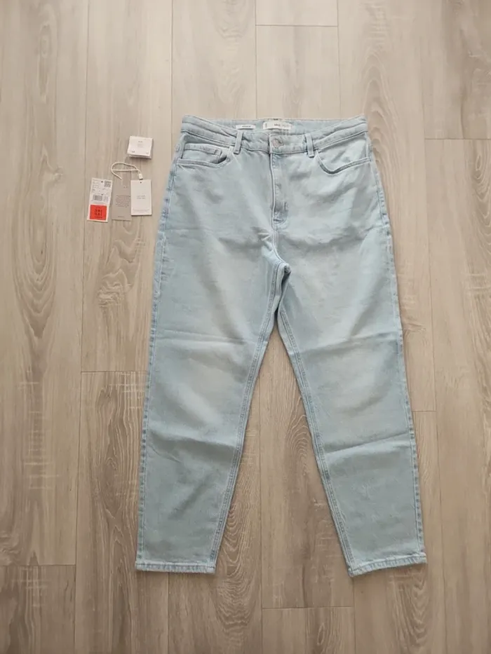 Jean Newmum Mango