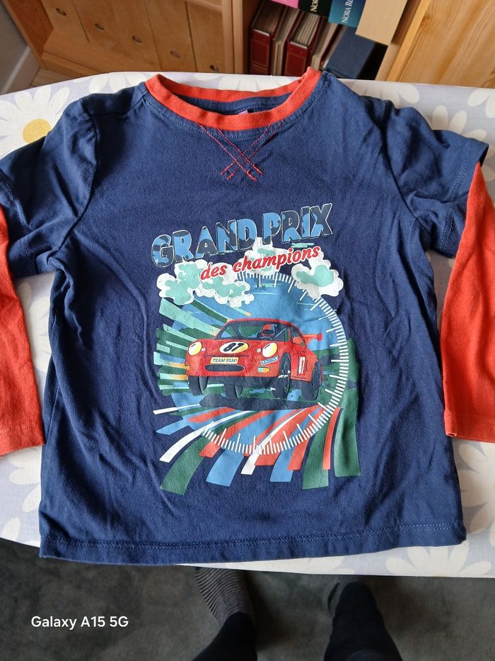 Lot de 5 tee-shirt manches longues  2 ans - photo numéro 3