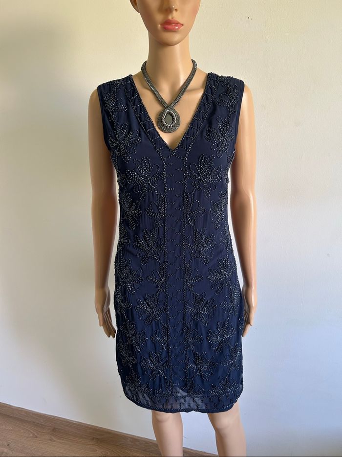 Robe bleue marine sans manches Molly Bracken taille S jamais portée