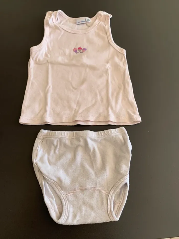 Tricot de peau avec culotte taille 24 mois
