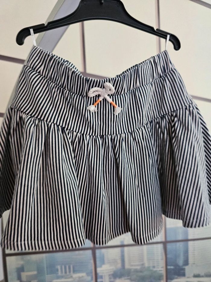 Jupe à rayures C&A taille 5 ans - photo numéro 2