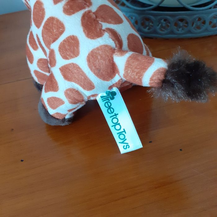 Neuf: Doudou-Peluche " Bébé Girafe" - photo numéro 4