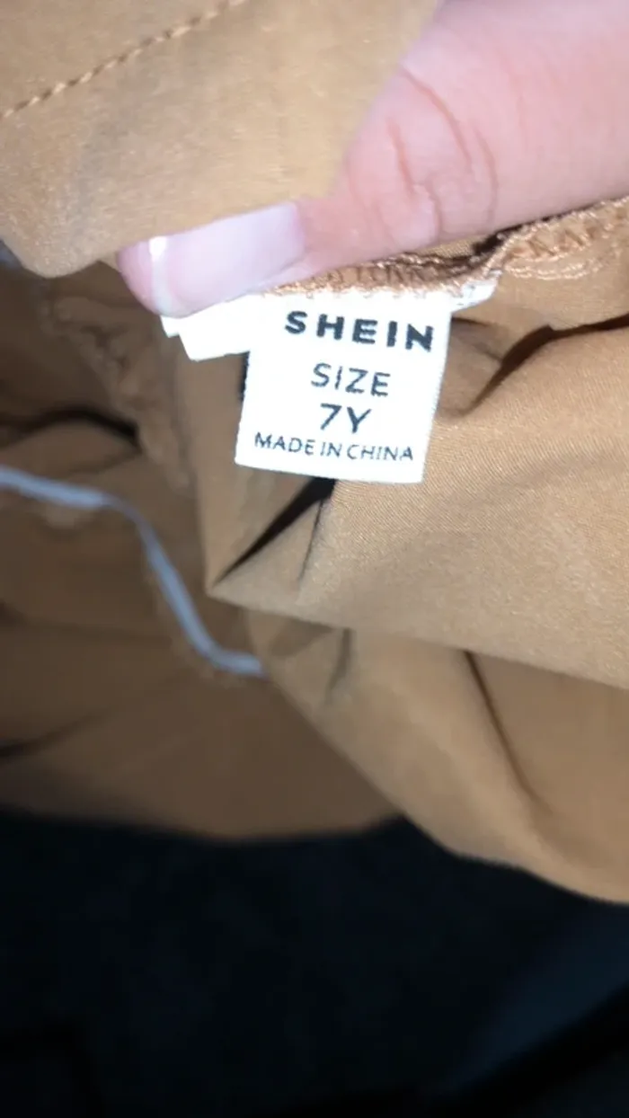 Petite robe marron avec berret neuf - photo numéro 3