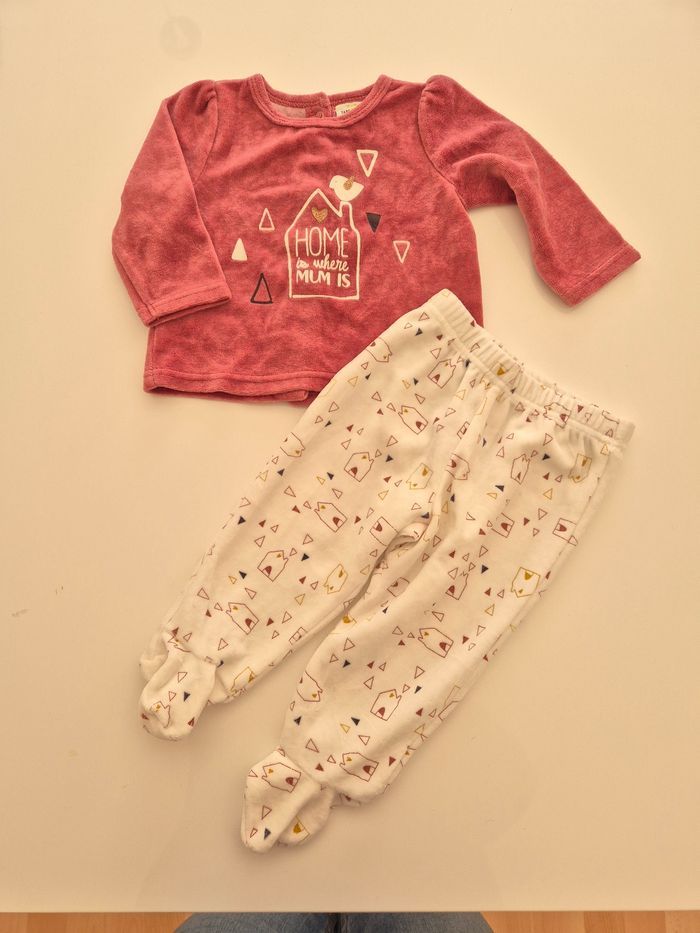 Pyjama 2P Neuf 9 mois - photo numéro 2
