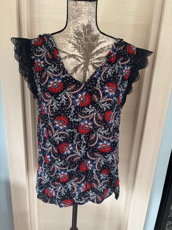 Joli haut blouse creeks taille 40