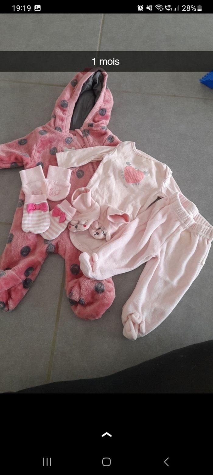 Petit lot bébé fille