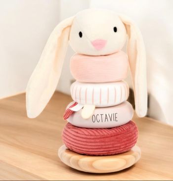 Tour à empiler personnalisée pour bébé