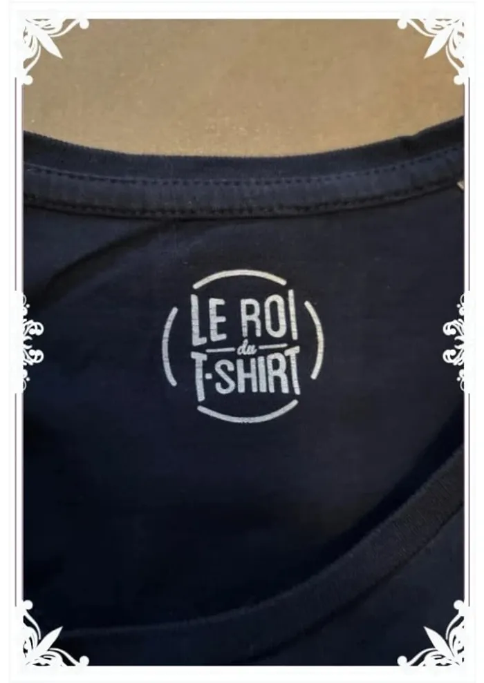 🧢 T-shirt femme bleu marine "Parfaite avec de petits défauts" - Taille 2XL - photo numéro 4