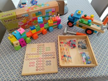 Lot de jeux en bois