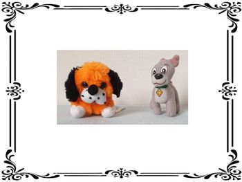 Peluches petits chiens.