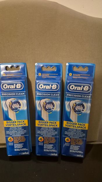 Oral b