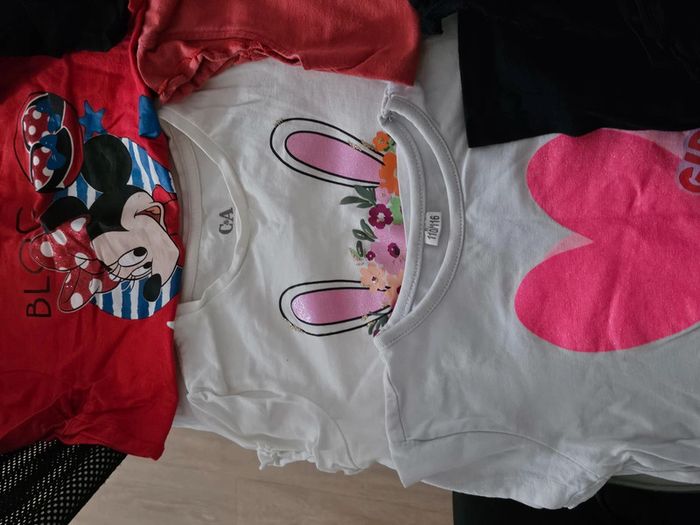 Lot tee shirt manches courtzs - photo numéro 2