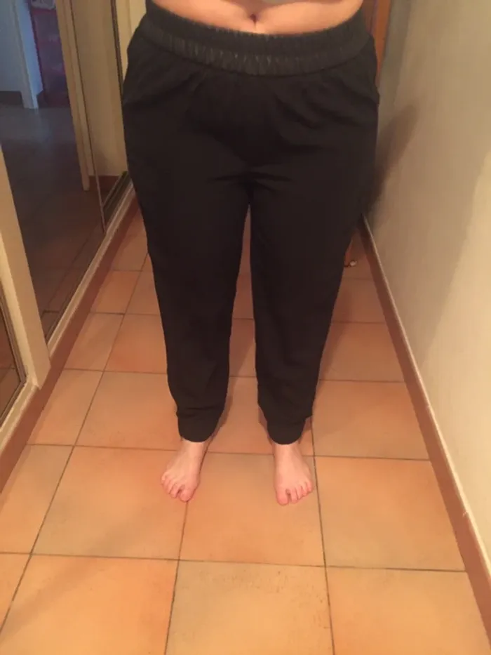 Pantalon noir carotte cache-cache taille 40 - photo numéro 5