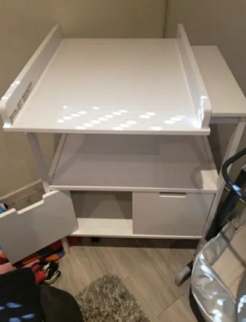 Table à langer (Pas d'envoi, remise en main propre, Toulouse 31200)
