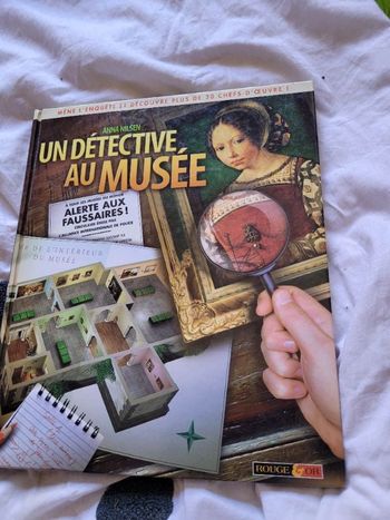 Un détective au musee