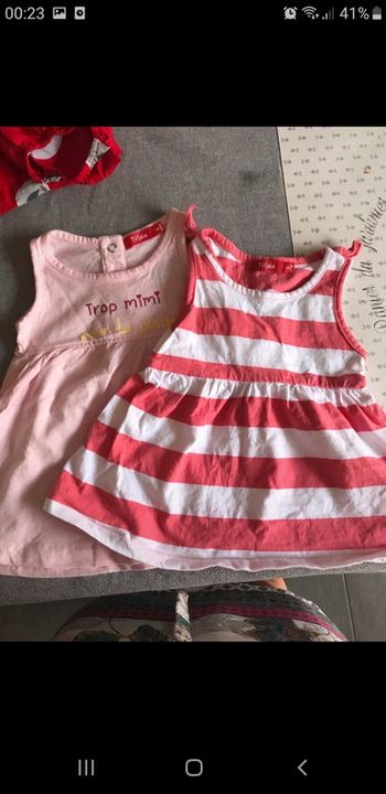 2 robes Tissaia 3 mois neuves