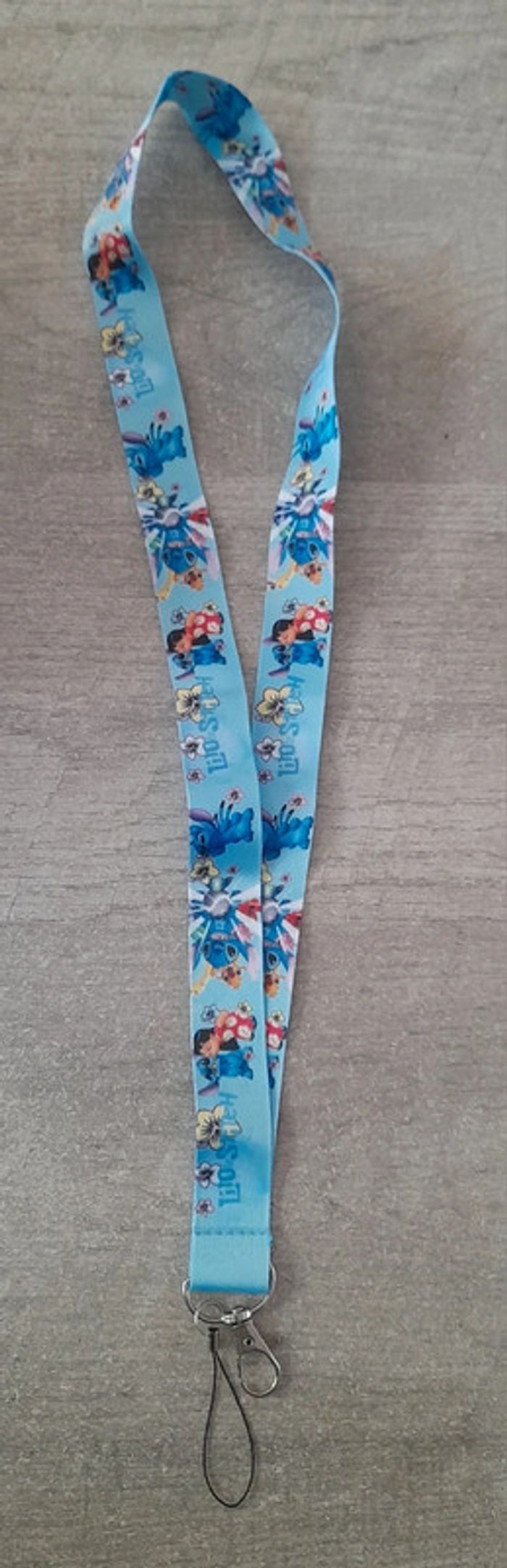 Cordon téléphone porte clé stitch