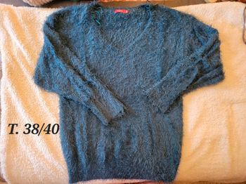 Pull bleu canard