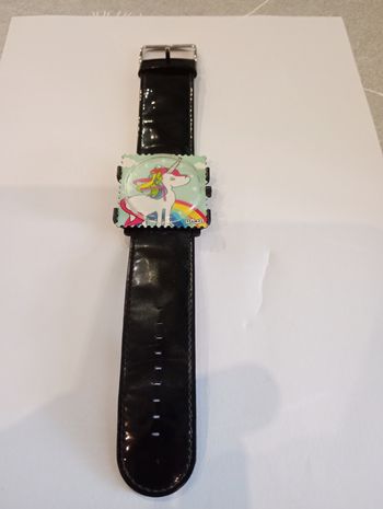Montre noire licorne Stamps