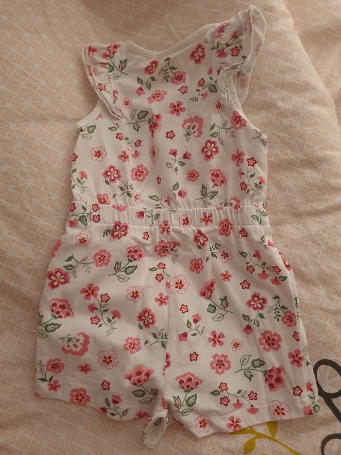 Combishort 6 mois - photo numéro 3