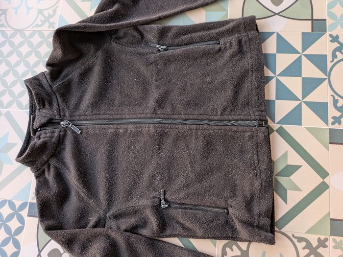 Lot de 3 gilets garçon 3 / 4 ans - photo numéro 7