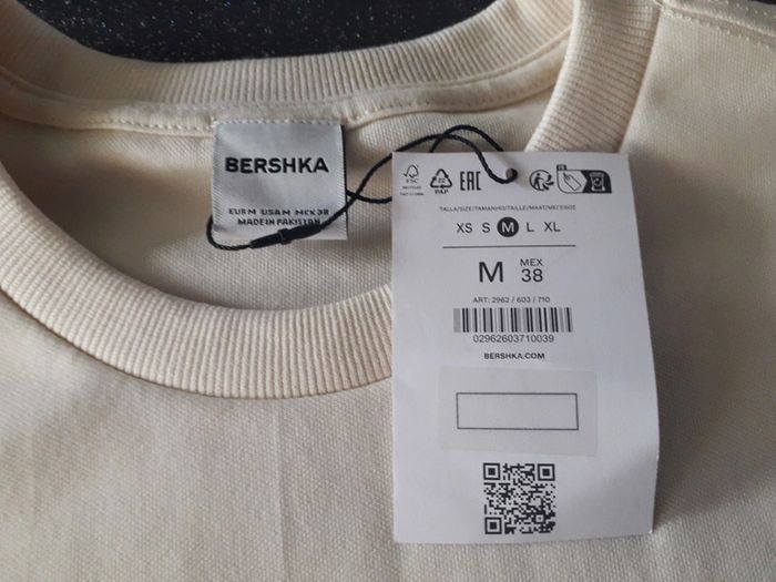 Tshirt Bershka neuf - photo numéro 5
