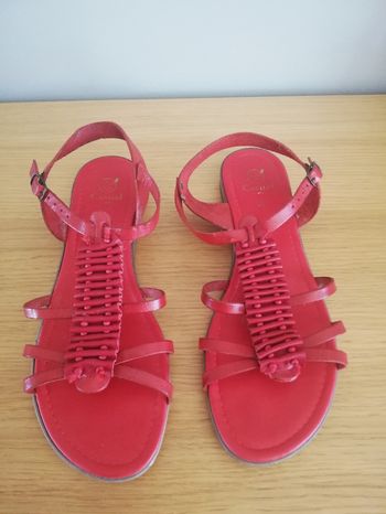 Sandales / Claquettes rouge