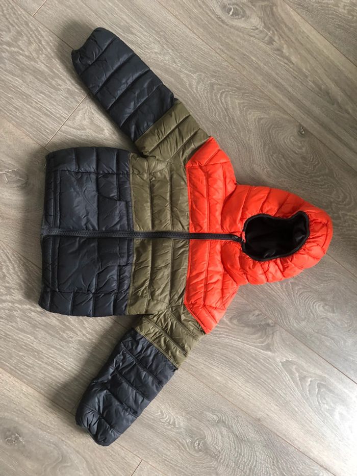 Manteau Anorak Doudoune parka de la marque Mango MNG taille 4/5 ans