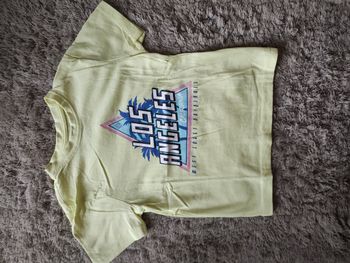 Tee-shirt taille 4-5 ans//110 cm