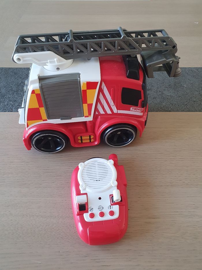 Camion de pompier télécommandé