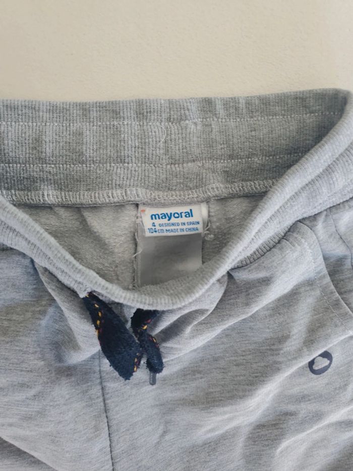 Jogging 4 ans Mayoral - photo numéro 2