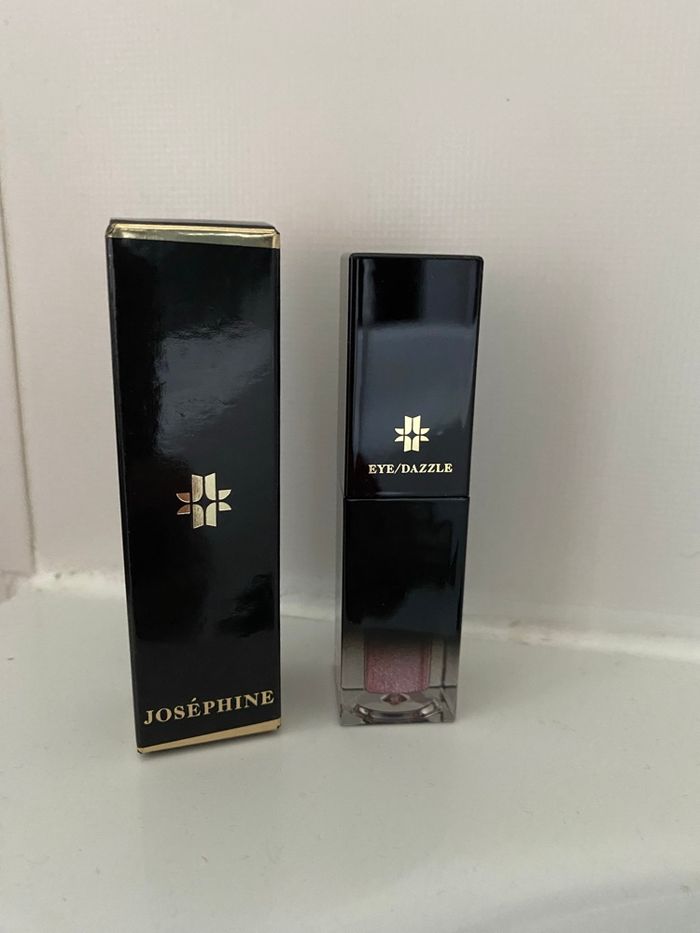 Fard à paupière liquide